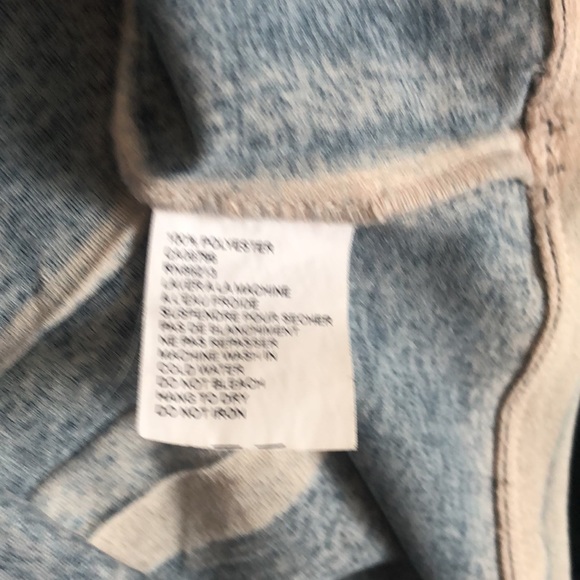 Great funky and stylish top.  amazing.  Details - Picture 10 of 10